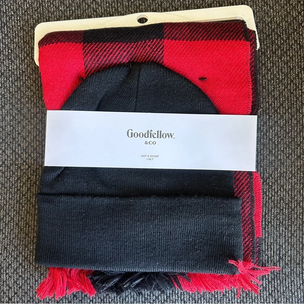 Men's Hat and Scarf Set 2pc - Goodfellow & Co. Red/Black - One Size